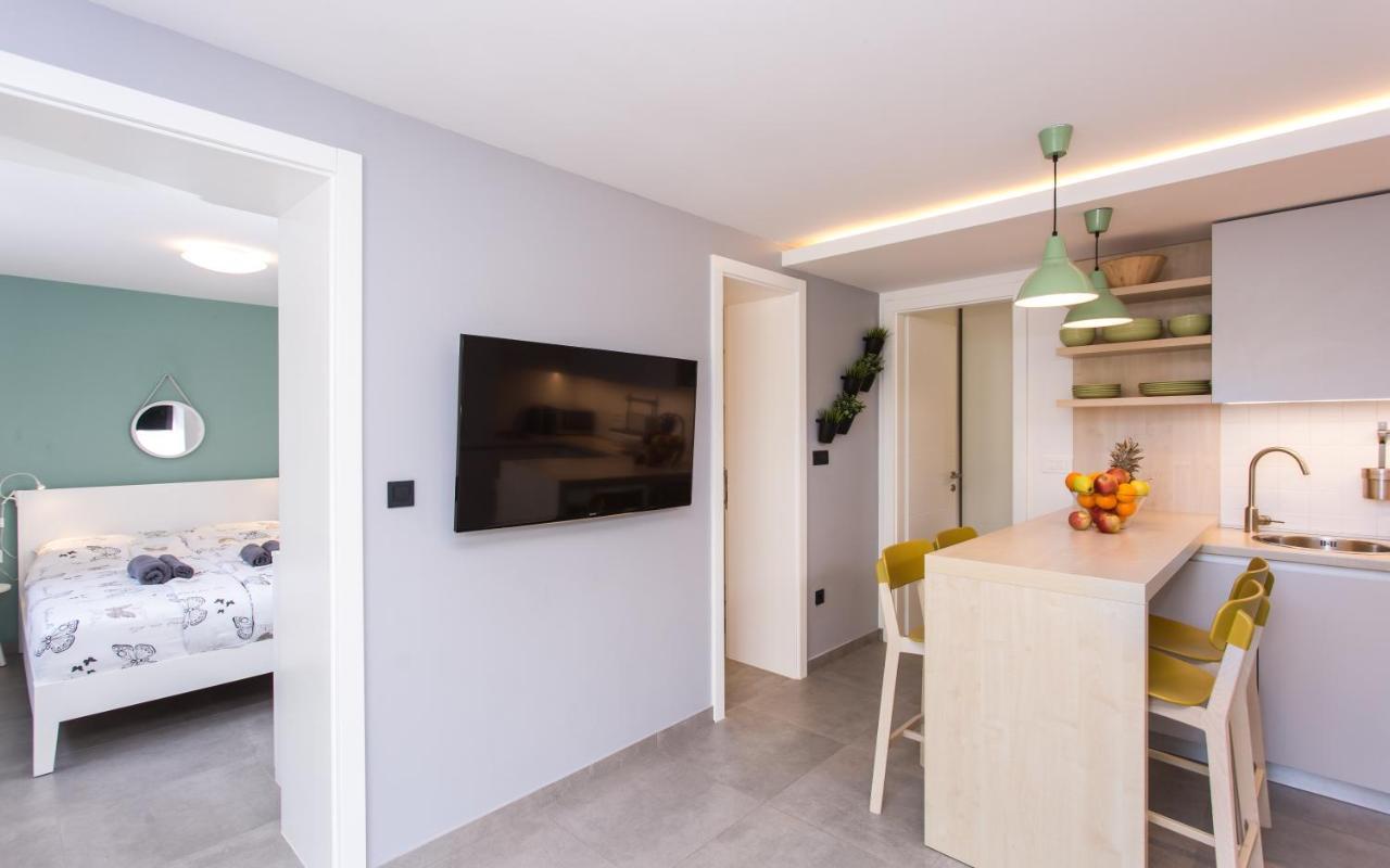 Happy Apartments Baska 外观 照片